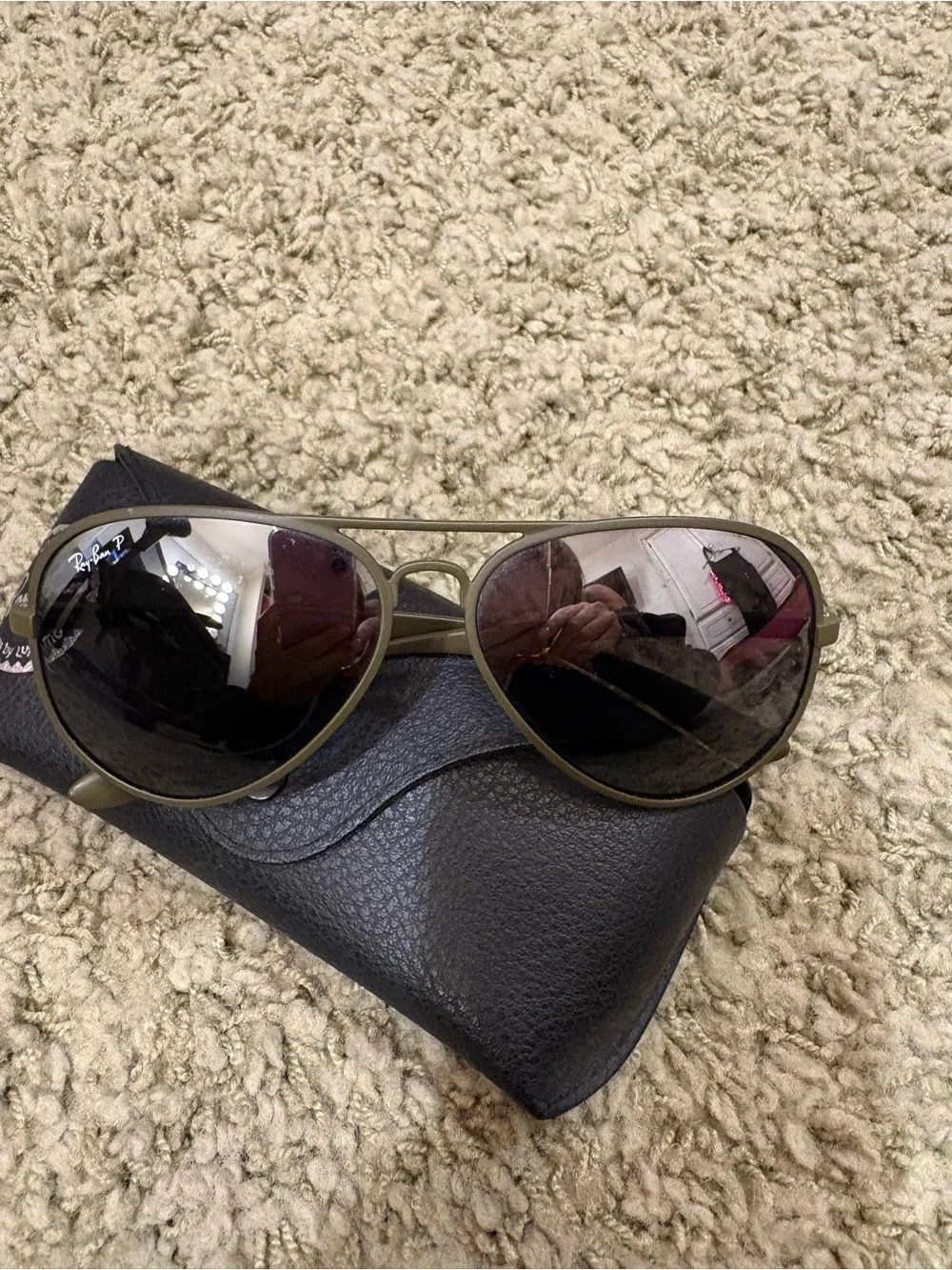 Ray-Ban Aviator Sunglasses in Olive Green with Dark Gray Lenses